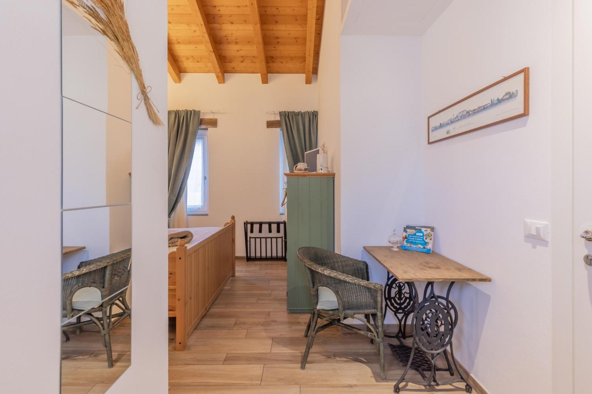 Il Riccio Di Ricciano Bed and Breakfast Casale Corte Cerro Εξωτερικό φωτογραφία