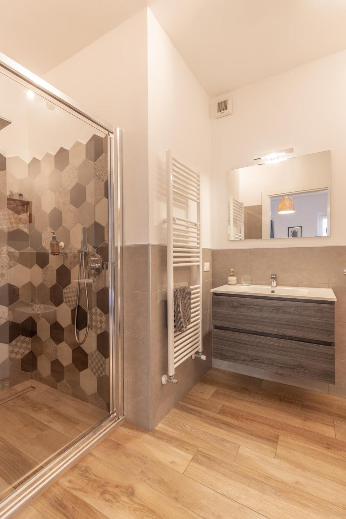 Il Riccio Di Ricciano Bed and Breakfast Casale Corte Cerro Εξωτερικό φωτογραφία