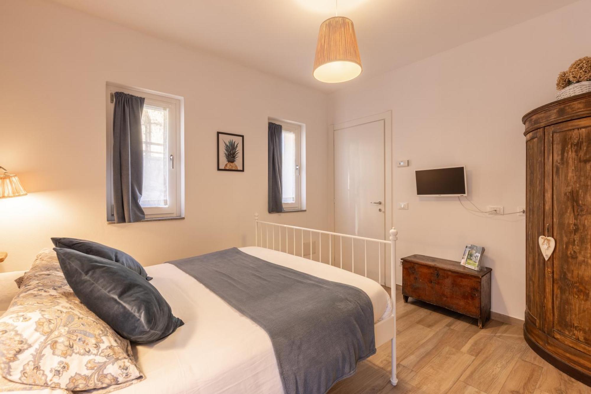 Il Riccio Di Ricciano Bed and Breakfast Casale Corte Cerro Εξωτερικό φωτογραφία